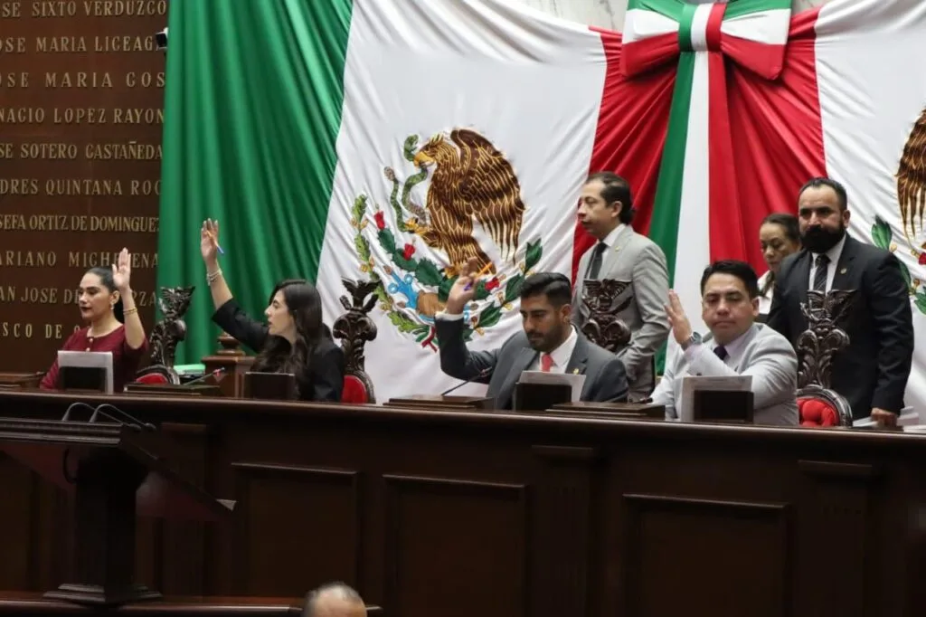 Congreso de Michoacán votará esta noche el Presupuesto 2026