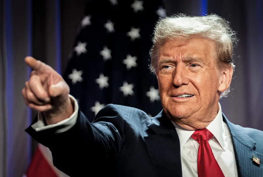 Trump continúa amenaza de invasión; Groenlandia, Colombia, Cuba y México en la mira